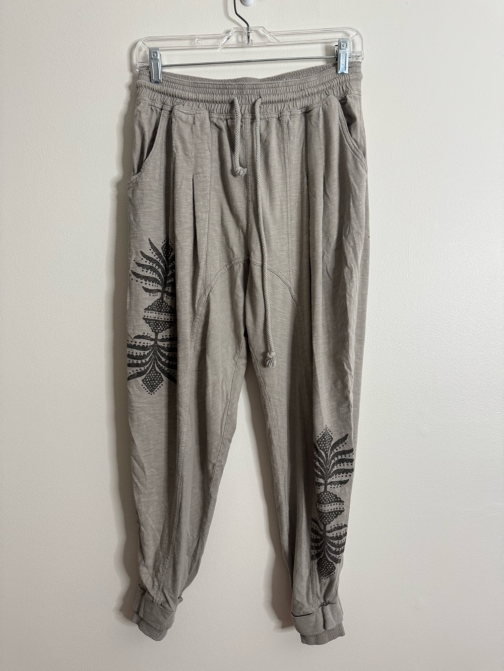 Anthropologie Daily Practice Harem Printed Jogger Pant XS Taupe Gray - Picture 2 of 9